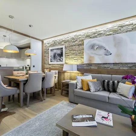 Neuf Centre 6 Pers., Parking, Acces Piste - Fr-1-562-33 Appartement *